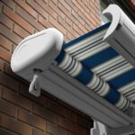 Markise elektrische Premium Kassettenmarkise Gelenkarm Vollkassettenmarkise weiße Kassette (entspricht RAL 9010)